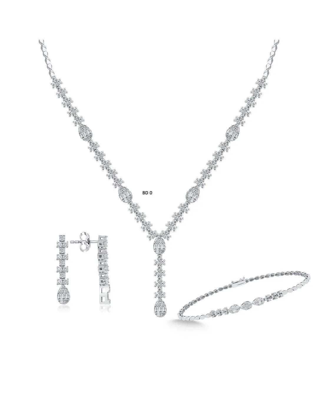 Yuvarlak ve Baget Kesim Pırlanta Oval Motifli Y Model Gerdanlık, Küpe ve Bileklik Seti – 14 Ayar Beyaz Altın Yuvarlak ve Baget Kesim Pırlanta Oval Motifli Y Model Gerdanlık, Küpe ve Bileklik Seti – 14 Ayar Beyaz Altın